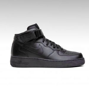 Air Force 1 Mid [07] “Triple Black”